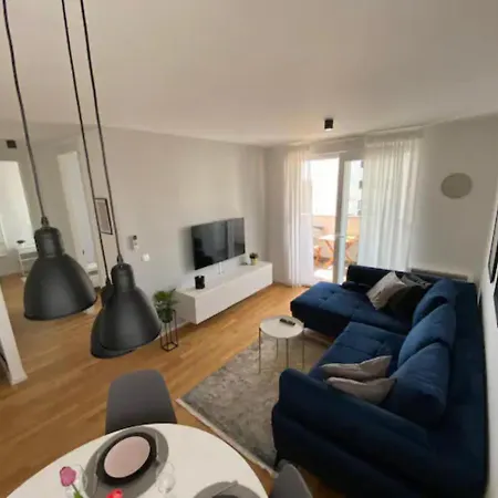 Francesca Apartment